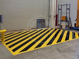 Склад DHL