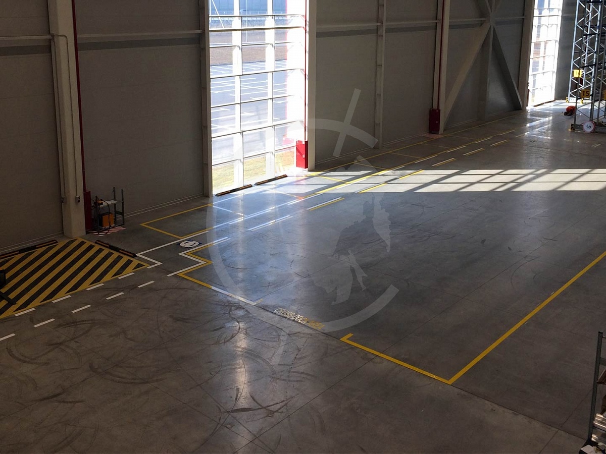 Склад DHL
