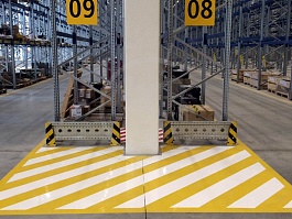 Склад DHL